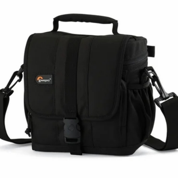 Lowepro Adventura 140 Camera Shoulder Bag - Picture 1 of 11
